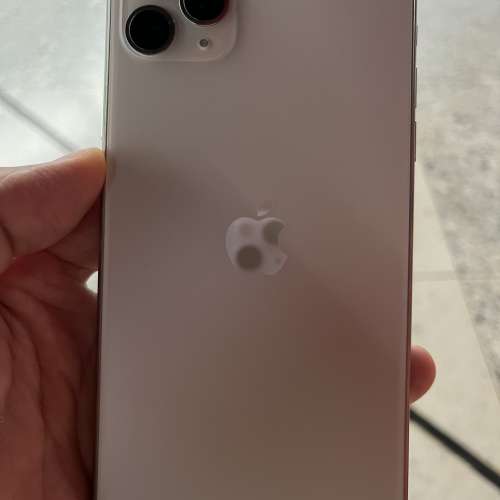 iPhone 11pro max 256gb港行雙卡，所有原裝，冇修冇拆，所有功能正常！