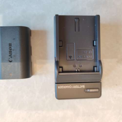 Canon LP-E6N 電連充電器