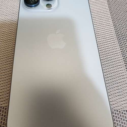 IPhone 15 pro max 256gb 原色鈦金屬
