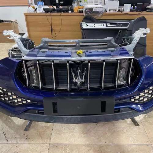 瑪莎拉蒂原廠配件吉博力 總裁 萊萬特 GT 前嘴總成 保險槓 大燈 尾燈 葉子板 車門 ...