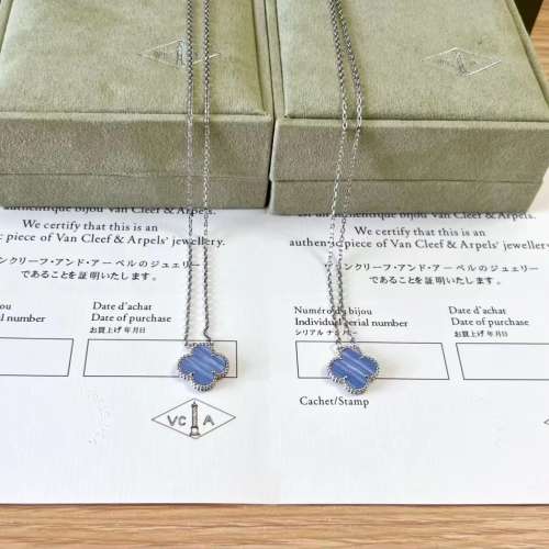 梵克雅寶Vintage Alhambr藍玉髓四葉草項鏈鎖骨鏈