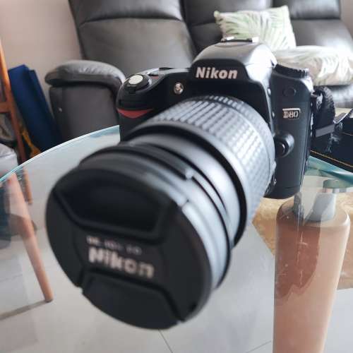 Nikon D80 連 AFS Nikkor 18-135 3.5/5.6 zoom