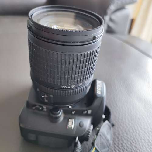 Nikon D80 連 AFS Nikkor 18-135 3.5/5.6 zoom
