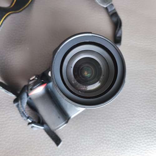 Nikon D80 連 AFS Nikkor 18-135 3.5/5.6 zoom