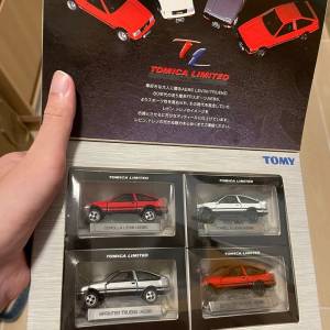 Tomy Tomica Limited 豐田 Toyota AE86 Levin Trueno Boxset 日版 (一盒4架) Levin...