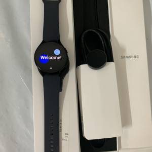 99%New Samsung Galaxy Watch5 44mm R910 Graphite