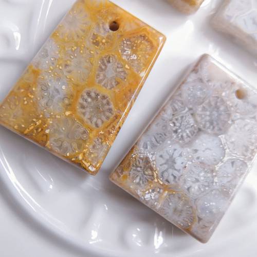 共生玻璃花 天然珊瑚玉特價吊墜