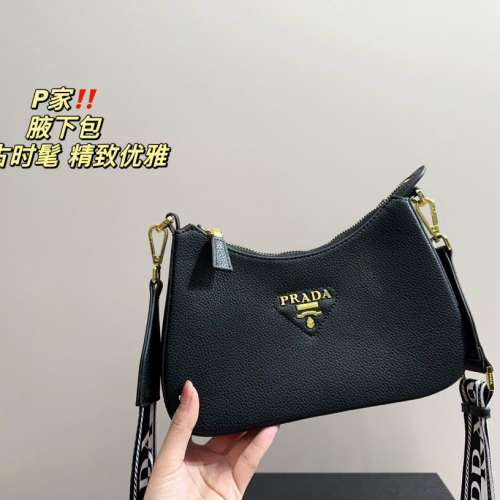 女包包斜挎包腋下包单肩包