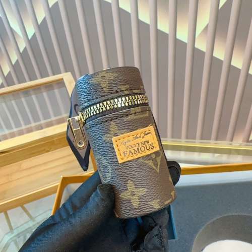 女包包斜挎包腋下包单肩包