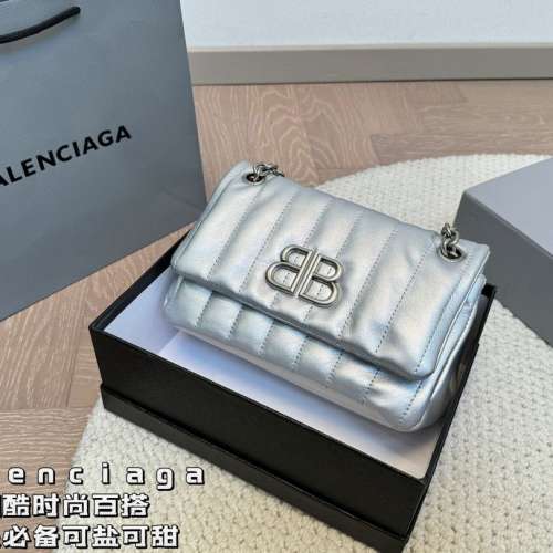 新款女包包斜挎包腋下包单肩包