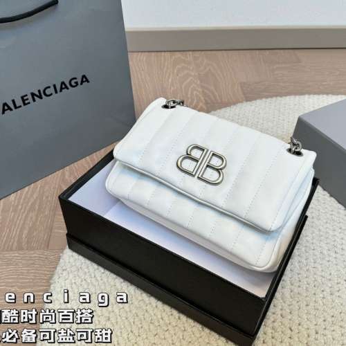 新款女包包斜挎包腋下包单肩包