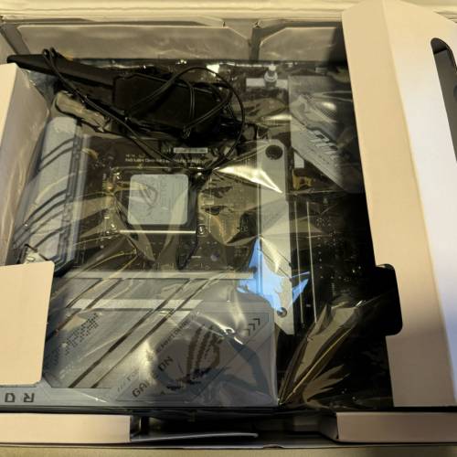 ASUS ROG STRIX B760-A GAMING WIFI D4