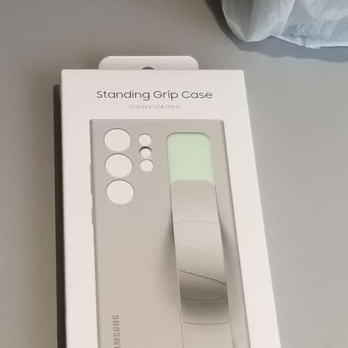 出售Samsung Galaxy S24 Ultra 原廠手機套，全新未開封