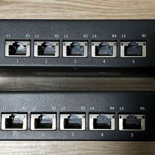 壞 - TP-Link TL-ST1005 5口全萬兆交換機 x2 兩隻