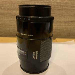 Minolta  AF 100mm f/2.8 macro lens