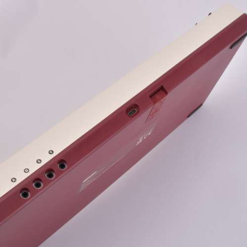 8BitDo Retro Mechanical Keyboard Nintendo Famicom 八位堂復古機械鍵盤任天堂紅白...