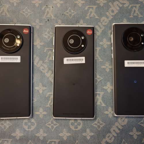 Sharp Leitz Phone 1  Leica手機屏有印 新淨