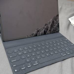 iPad Pro 3rd gen 12.9 inch 256 GB(WiFI)連Apple Keyboard