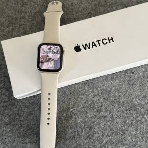 Apple Watch SE2023款鋁金屬錶克智慧手錶星光色鋁金屬錶殼星光色