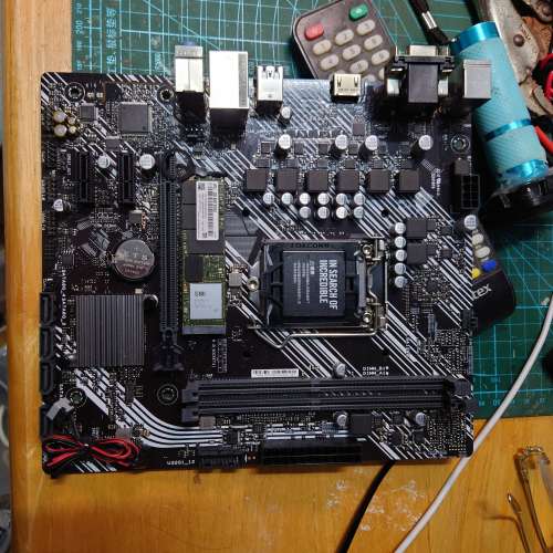 H410m底板，+512gssd+750w火牛