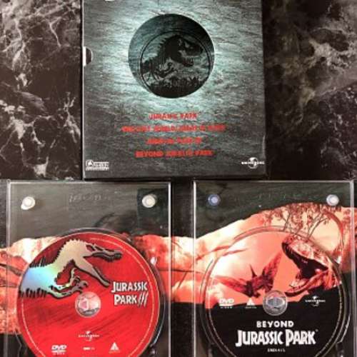 &rdquo; 侏羅紀公園 特別系列  &ldquo;完全100%原裝正版 1盒4隻DVD 特價$200