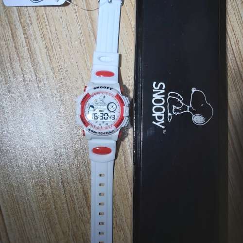 snoopy 日版防水手錶