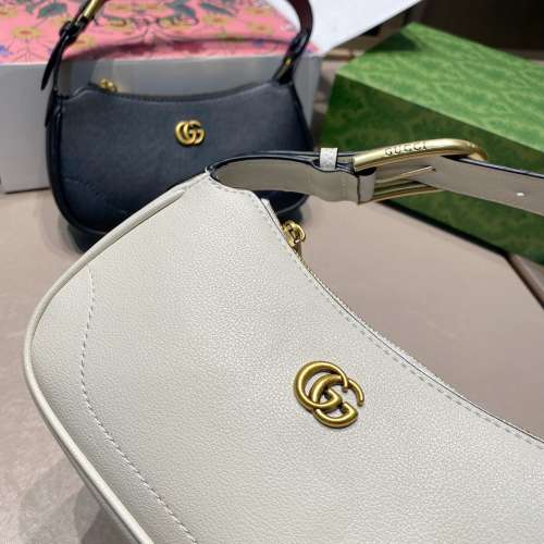 月牙 女包包單肩斜包鏈條包腋下包斜挎包