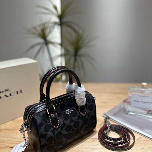 枕頭包女包包單肩斜包鏈條包腋下包斜挎包