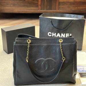 Chanel 托特包 人手必備的超大容量托特包 時尚能裝超輕 黑白色的經典