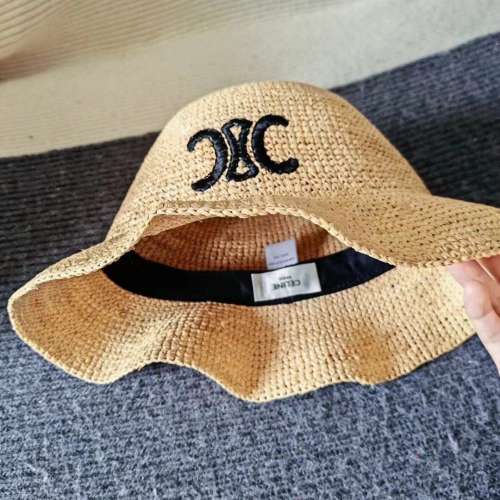 CELINE賽琳 TRIOMPHE 時尚刺繡貼片草編 漁夫帽 女款