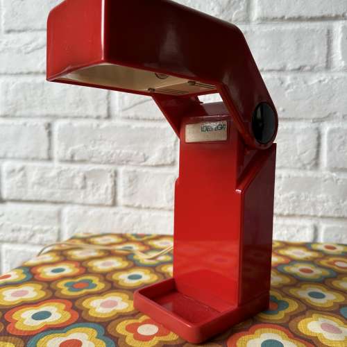 出售 昭和時期 座枱燈一箋，可摺合作為開關，100%正常，整體80%新，款式經典，有意...