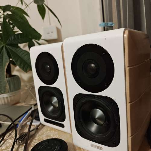 超高清喇叭Edifier S880DB