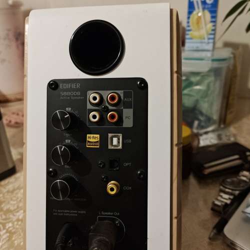 超高清喇叭Edifier S880DB