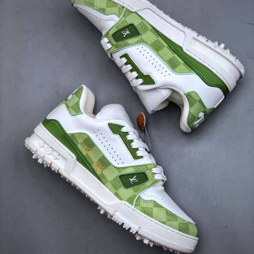 LV-路易-威登trainer 2024走秀最新款