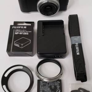 Fujifilm X100F Sliver (富士 x 100f 銀色數碼相機) -  快門計數 小過 1500 Shots