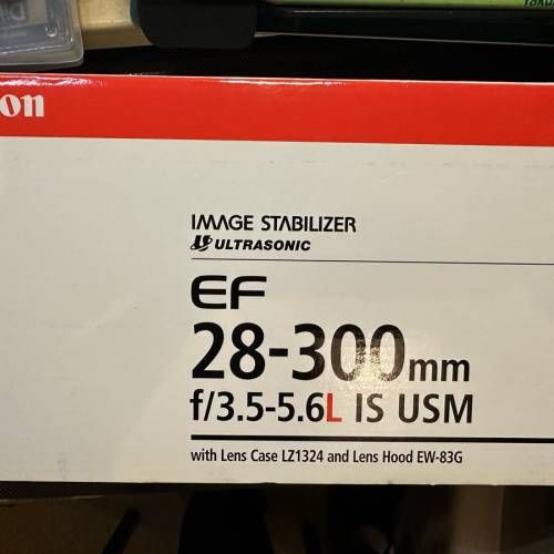 EF 28-300mm f/3.5-5.6L IS USM
