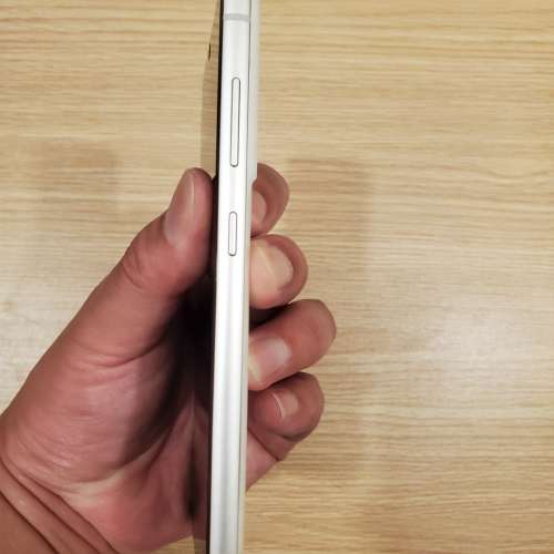 99%新Samsung S21 FE行貨白色