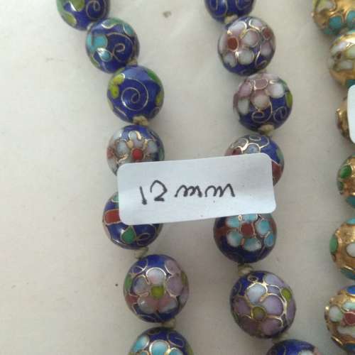 中國工藝品景泰藍頸鏈 ，10/12mm 約24寸，古舊北京工存貨。每條250元，一手4條共售6...