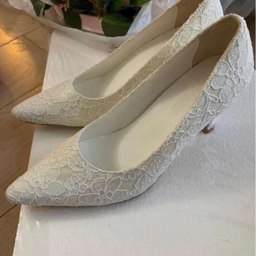 婚紗鞋（38~39碼） 結婚物資 白色 lace wedding 白色