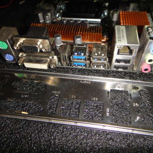 AsRock H110M-HDV R3 MATX主版 17cmX19cm((windows11Home授權碼)) Socket 1151