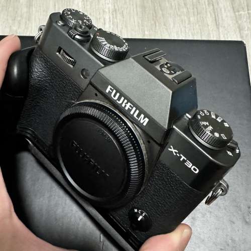 Fujifilm X-T30 限量碳灰色 連JCC手柄