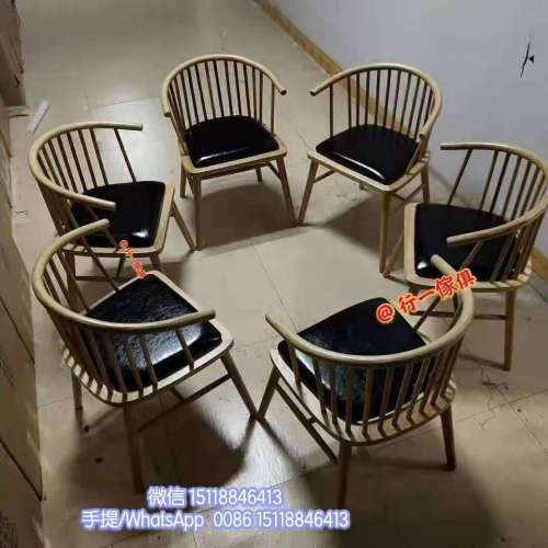 快餐廳枱櫈，訂造枱櫈，實木枱櫈，茶餐廳枱櫈，麵食傢私，訂造傢私，家私細枱，食肆...