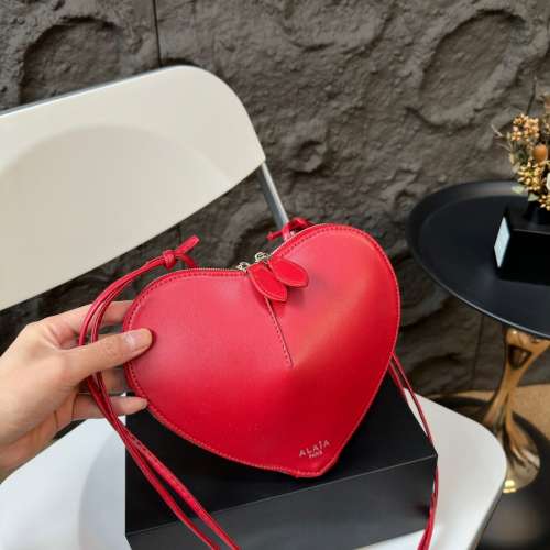 ALAIA 七夕限定心型手袋包