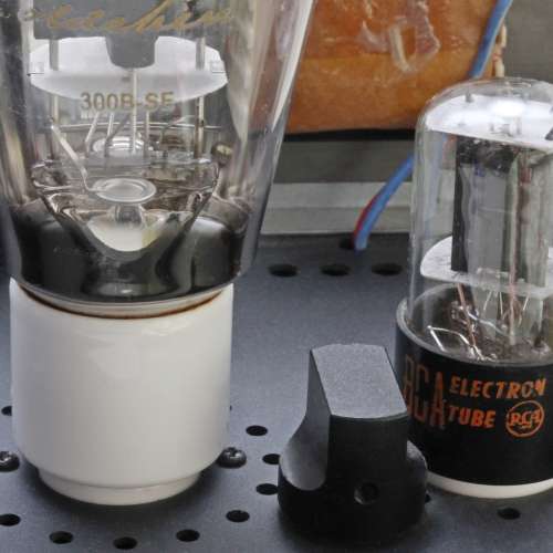 老陳300B 單端純甲類(原廠改成後級兩用)發燒級膽機 聲音乾浄細膩,醇厚柔潤(人聲毒器)