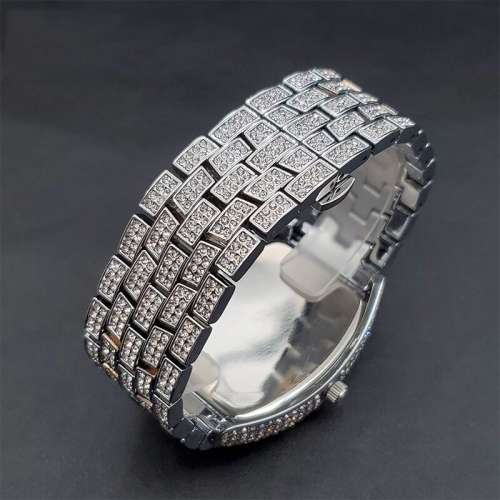 滿鑽男士數位手錶酒桶形石英錶