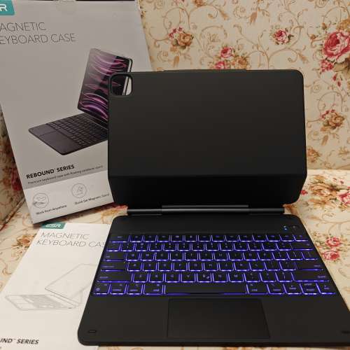 ESR Magnetic Keyboard Case for iPad Pro 12.9
