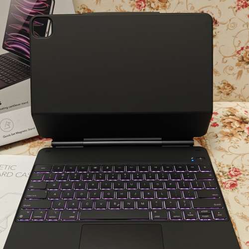 ESR Magnetic Keyboard Case for iPad Pro 12.9