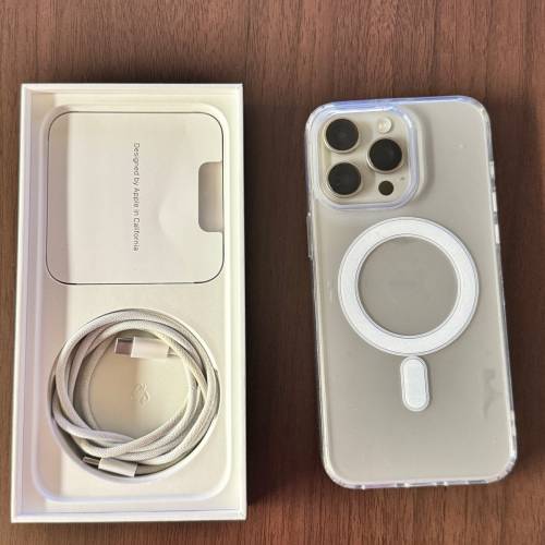 iphone 15 pro max 1TB 原色-保養到24年9月30日