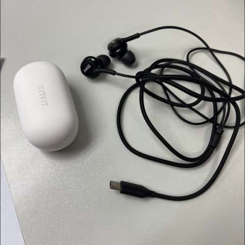 Samsung z flip 4 行貨