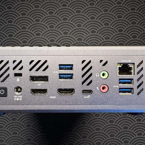 Minisforum B550 Mini Pc + 16GB(8x2) Ram